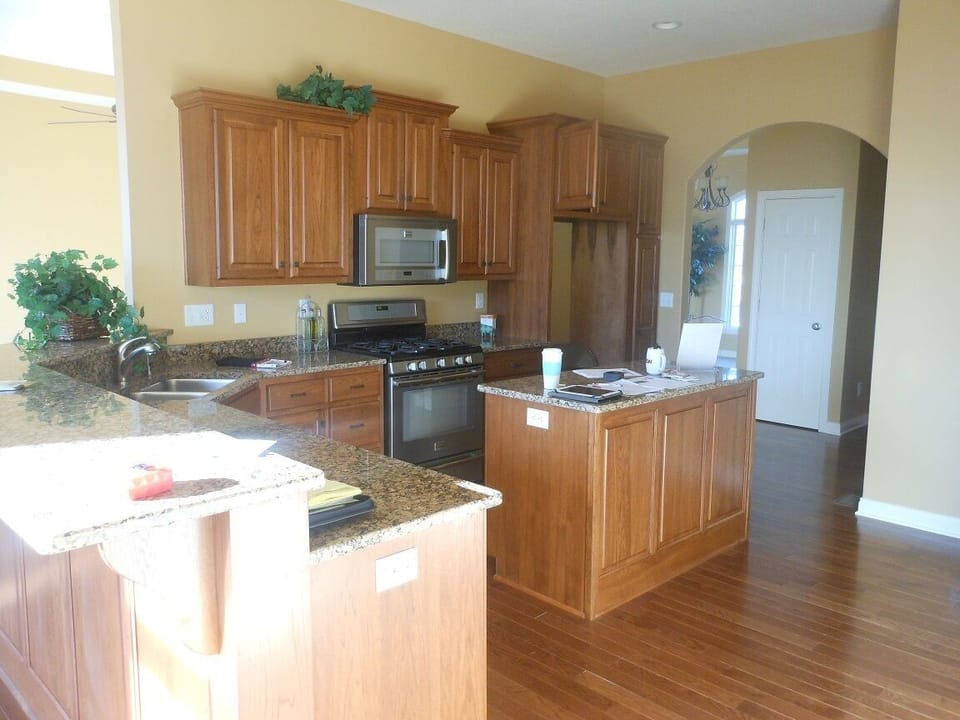 kitchen with breakfast bar