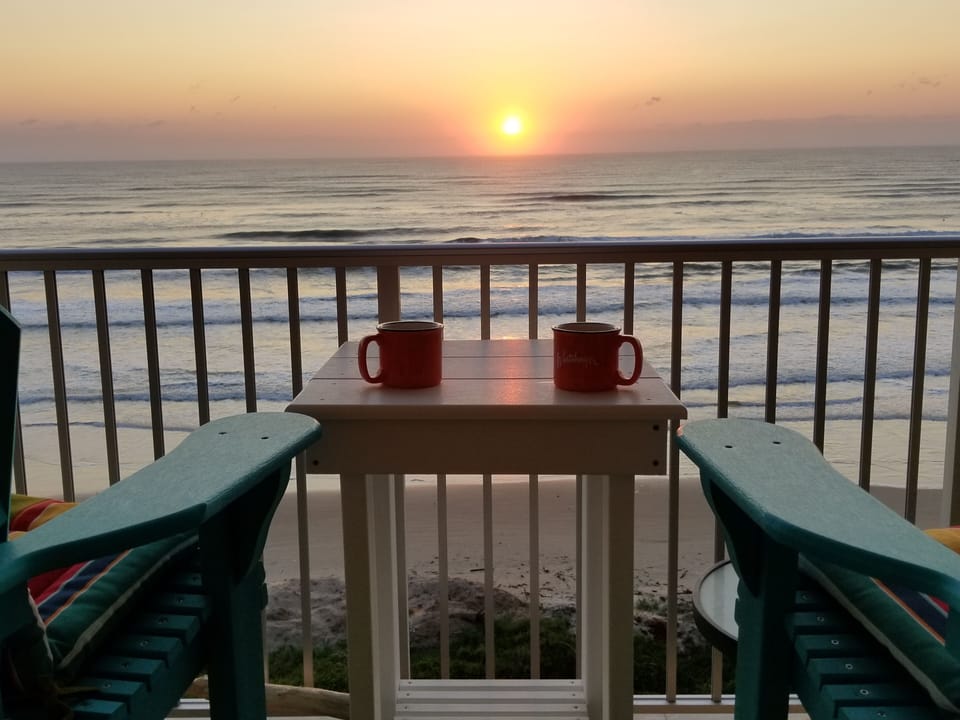 Morning coffee with the sunrise