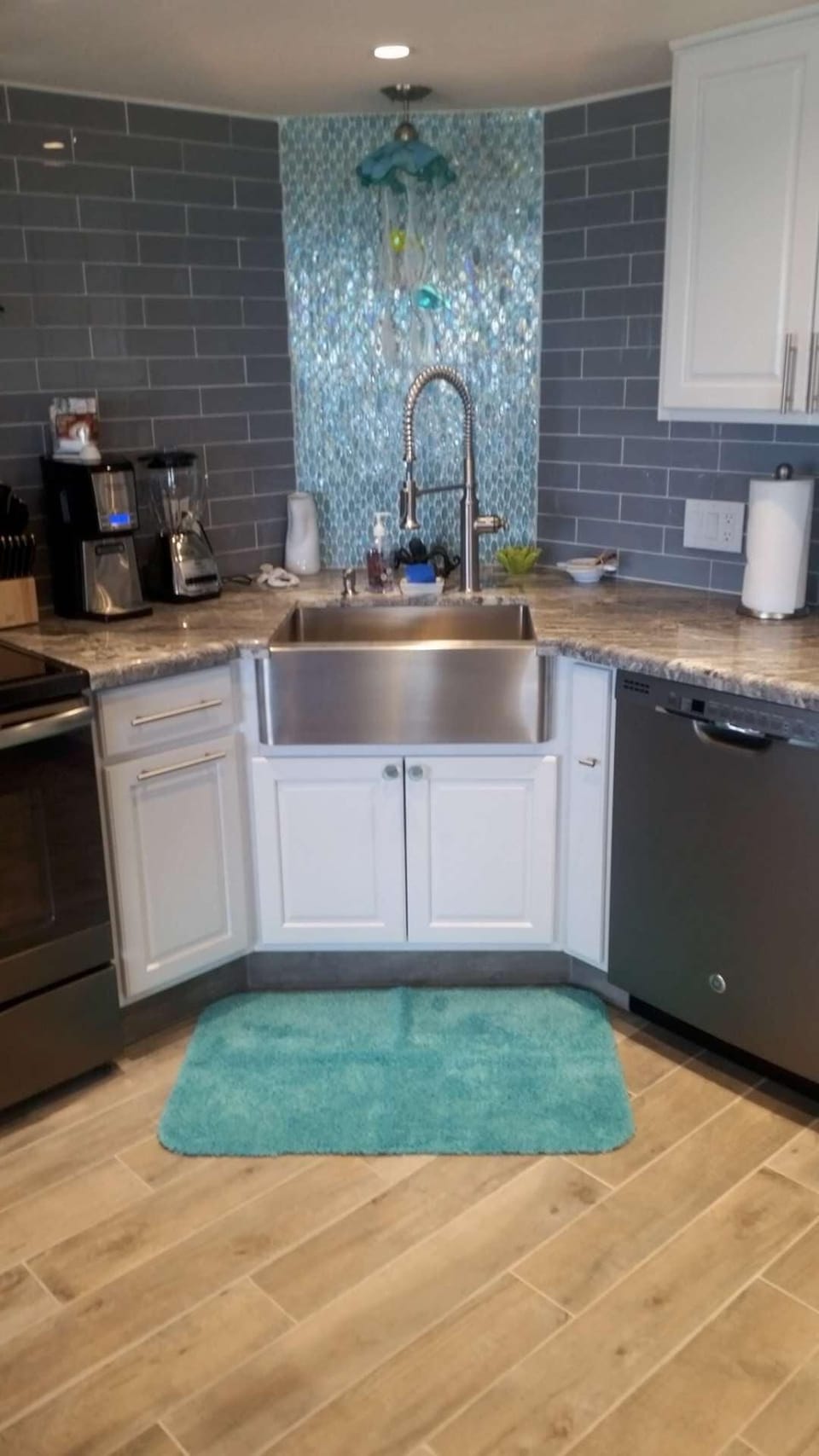 Glass tile backsplash