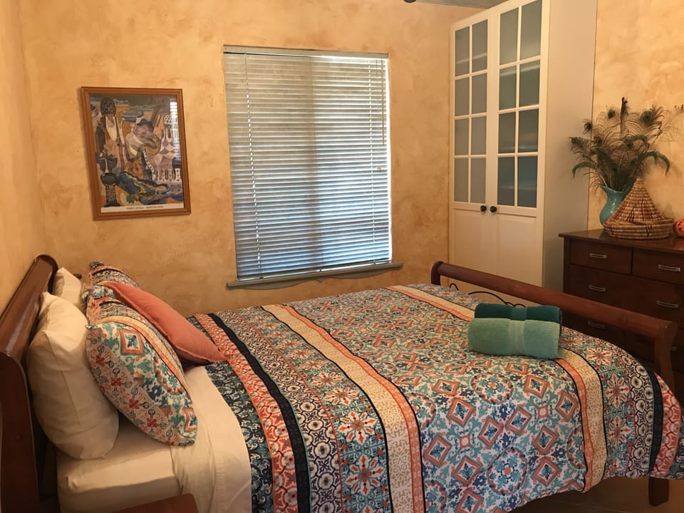 Guests bedroom