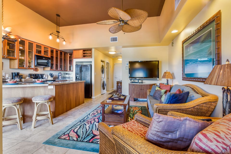 Spacious living room with large screen TV, highspeed internet and washer/dryer.