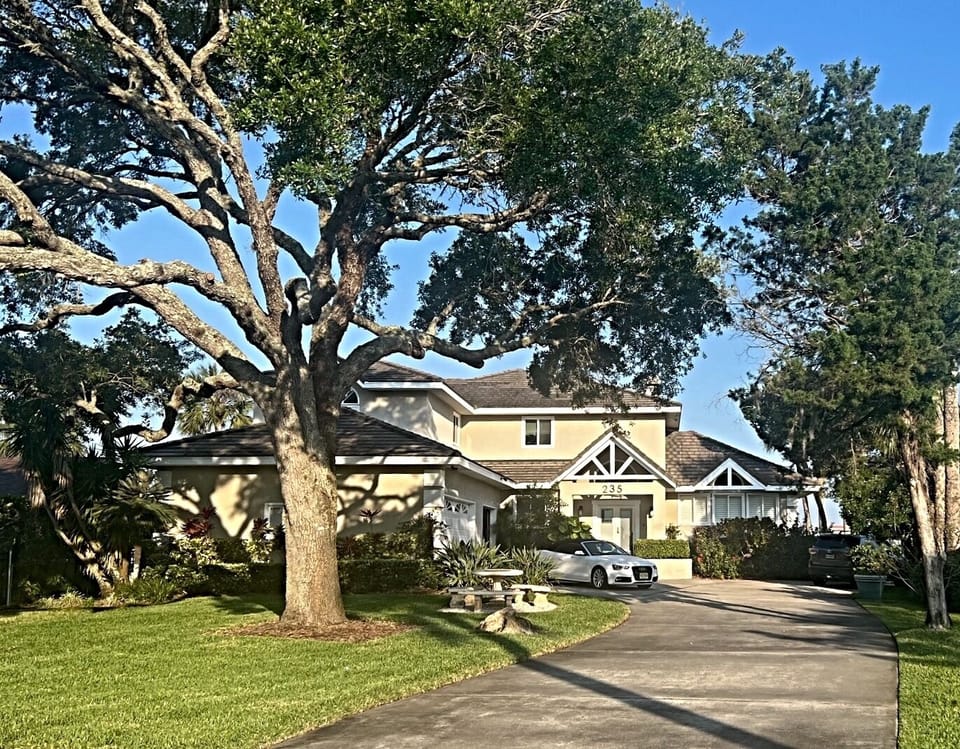 Buena Vista Front
