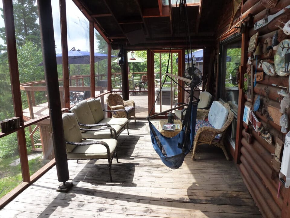 Veranda with view to the sundeck