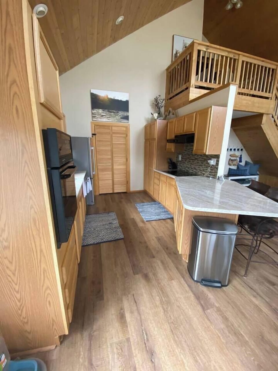 Open kitchen to the living room and dinning table so the cook still can be with the group! 