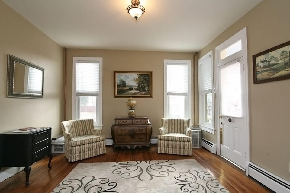 Front entrance parlor