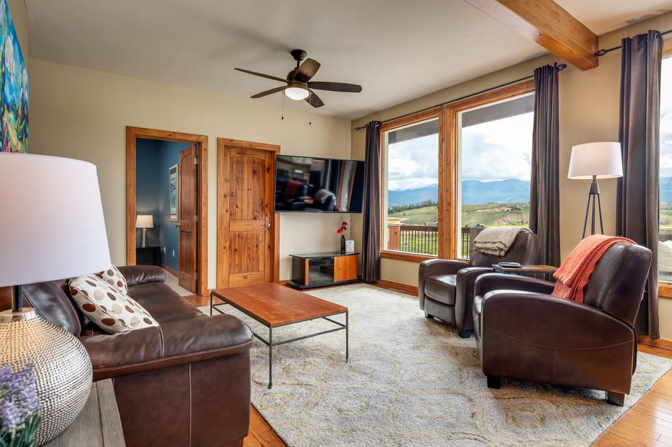 Living room with 65" flat screen TV