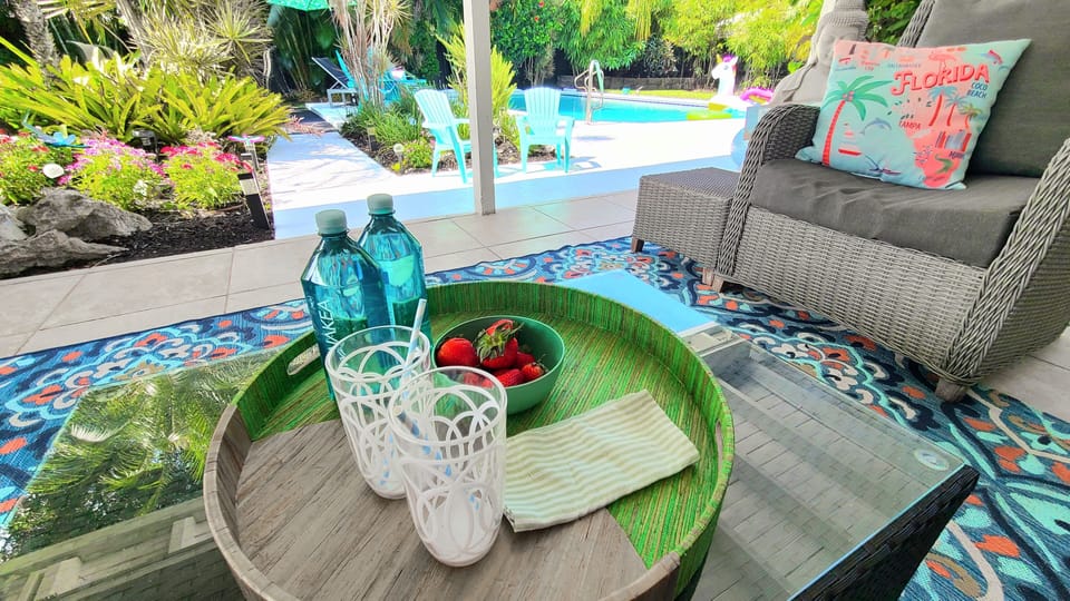 Welcome to Your Very Own Tropical Getaway