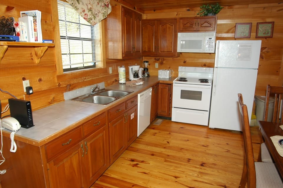 Full Service Kitchen