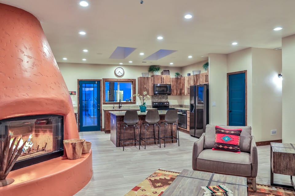 Family Room Remodeled ('18) 65" 4k Hi Def Samsung  TV, Wood Burning Fireplace, Kitchen, Microwave and kitchenette