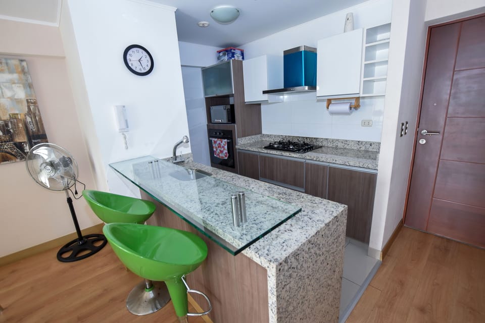 Luxury Fully Equipped Kitchen.