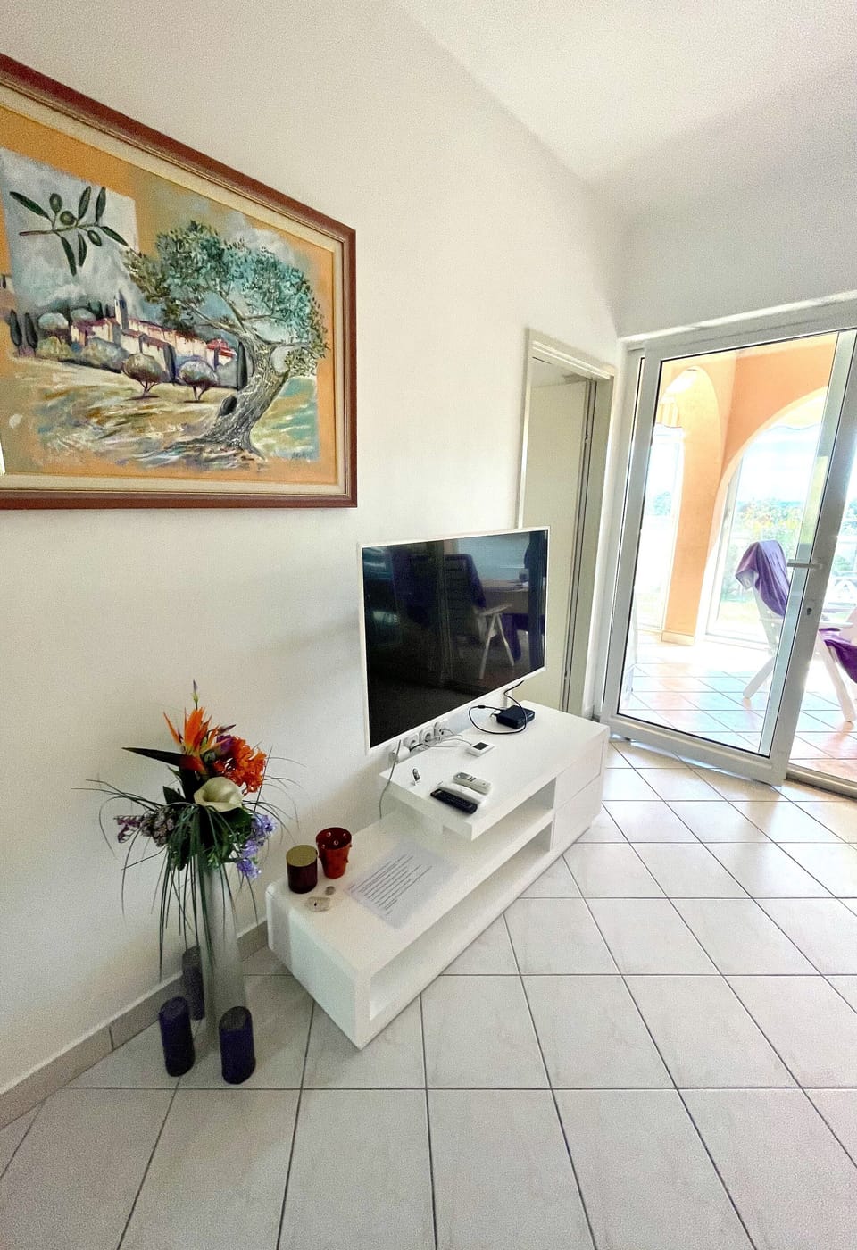 TV
Netflix
Free Wifi