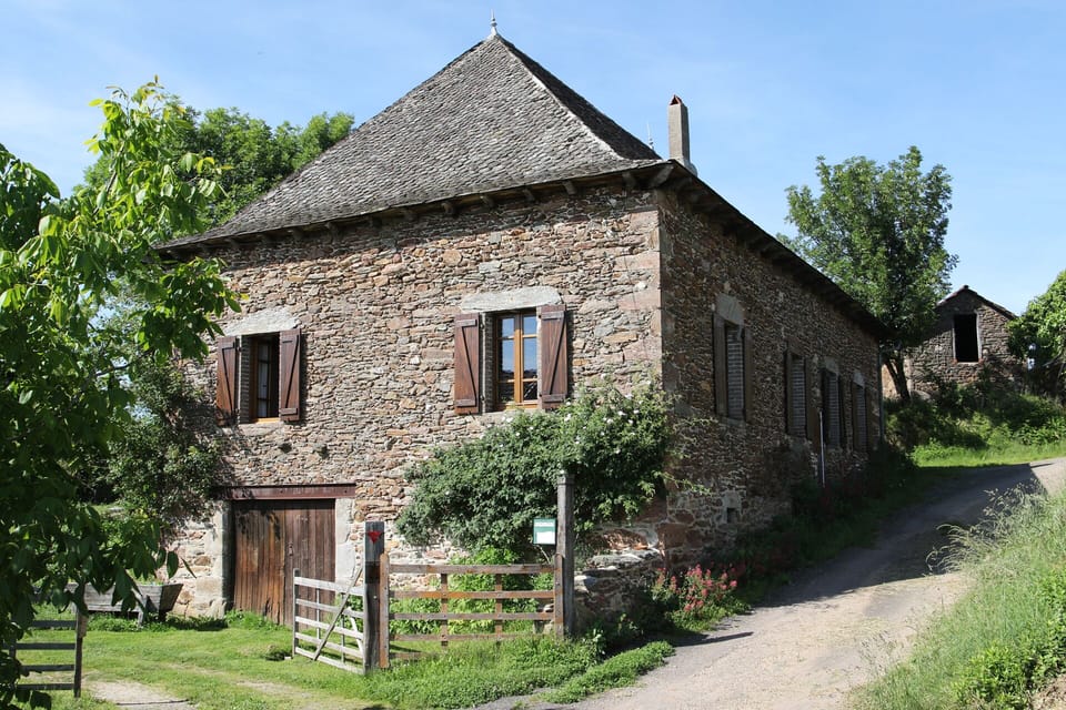 Chez Caro from the road. Parking is at the other end of the house.
