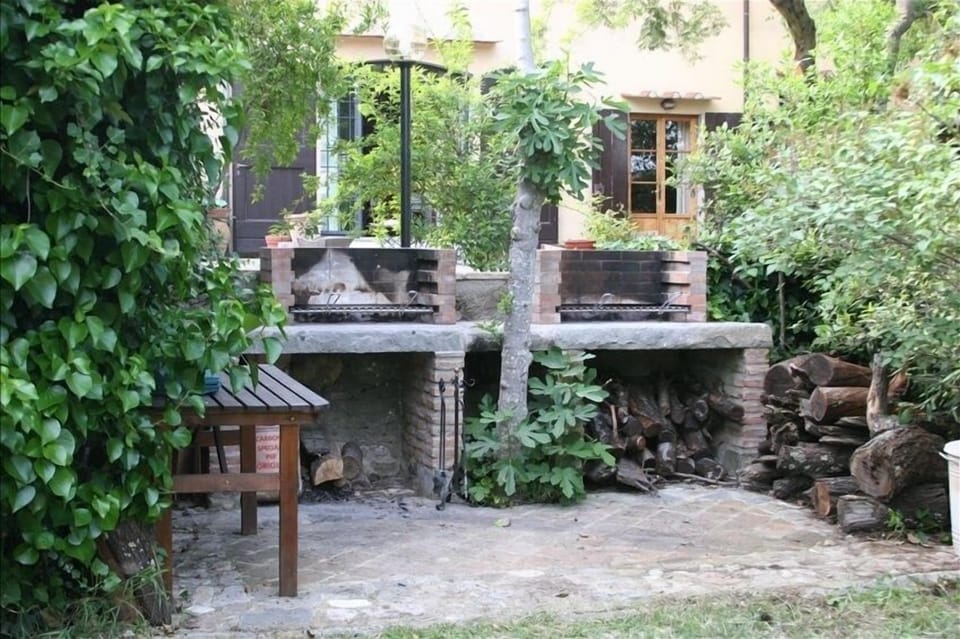 The barbecue area to cook a real "Bistecca alla Fiorentina"!