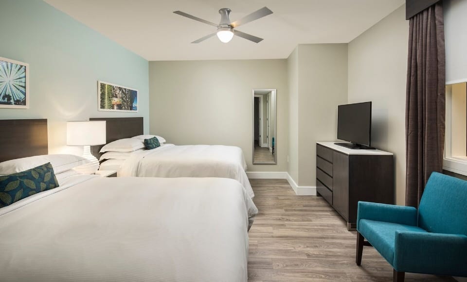 This is the second bedroom. Sleeps 4 .