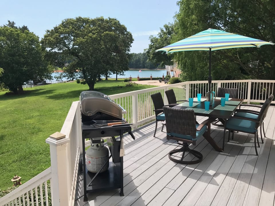Back Deck perfect for Cookouts