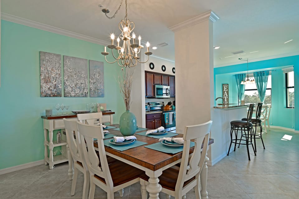 Total seating for 10-6 Dining room 2 at the counter and 4 in the kitchen