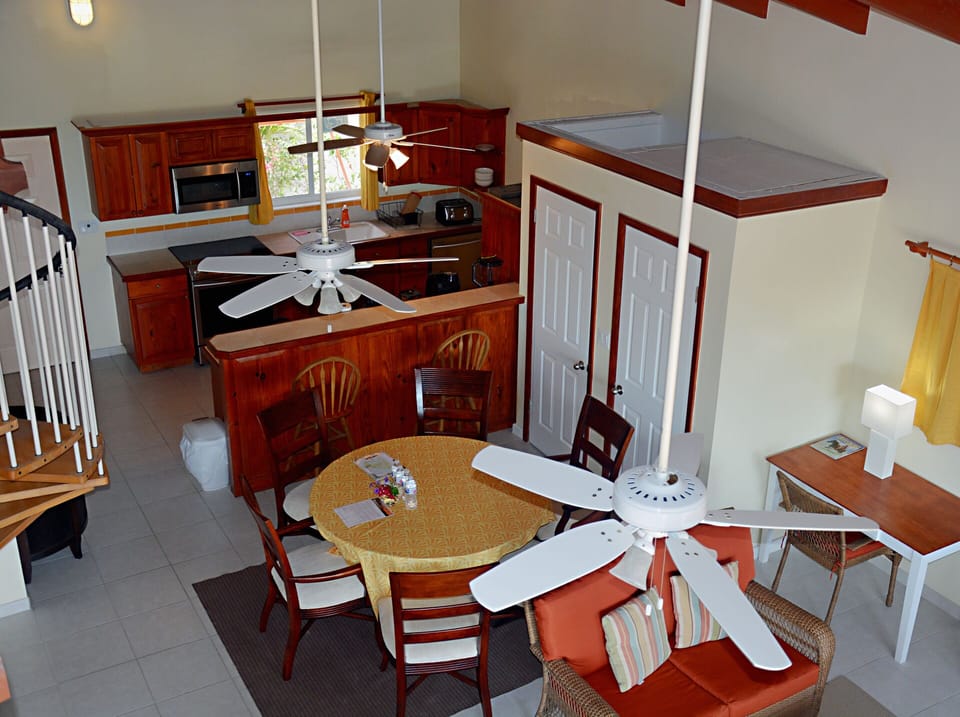 Kitchen and dining areas.