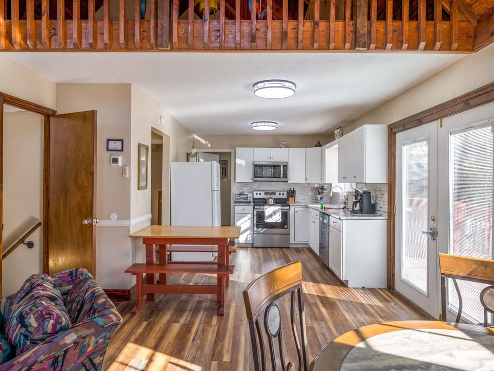 Newly Remodeled Kitchen
