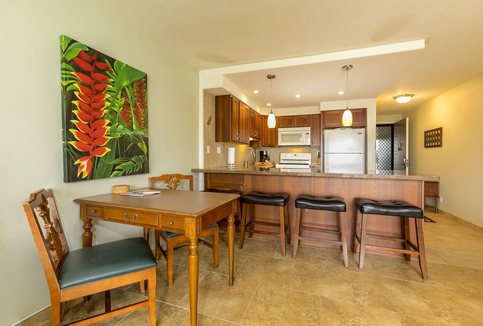 Full kitchen with dishwasher, oven/stove, microwave, fridge and garbage disposal