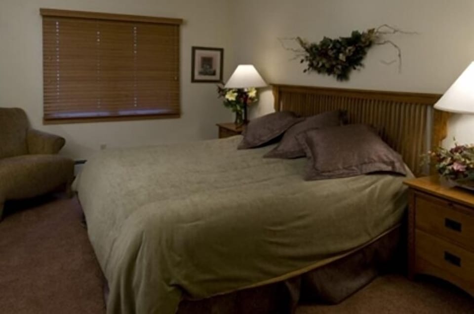 Nice size bedrooms, recently updated