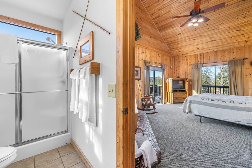 Bathroom with Walk-in Shower