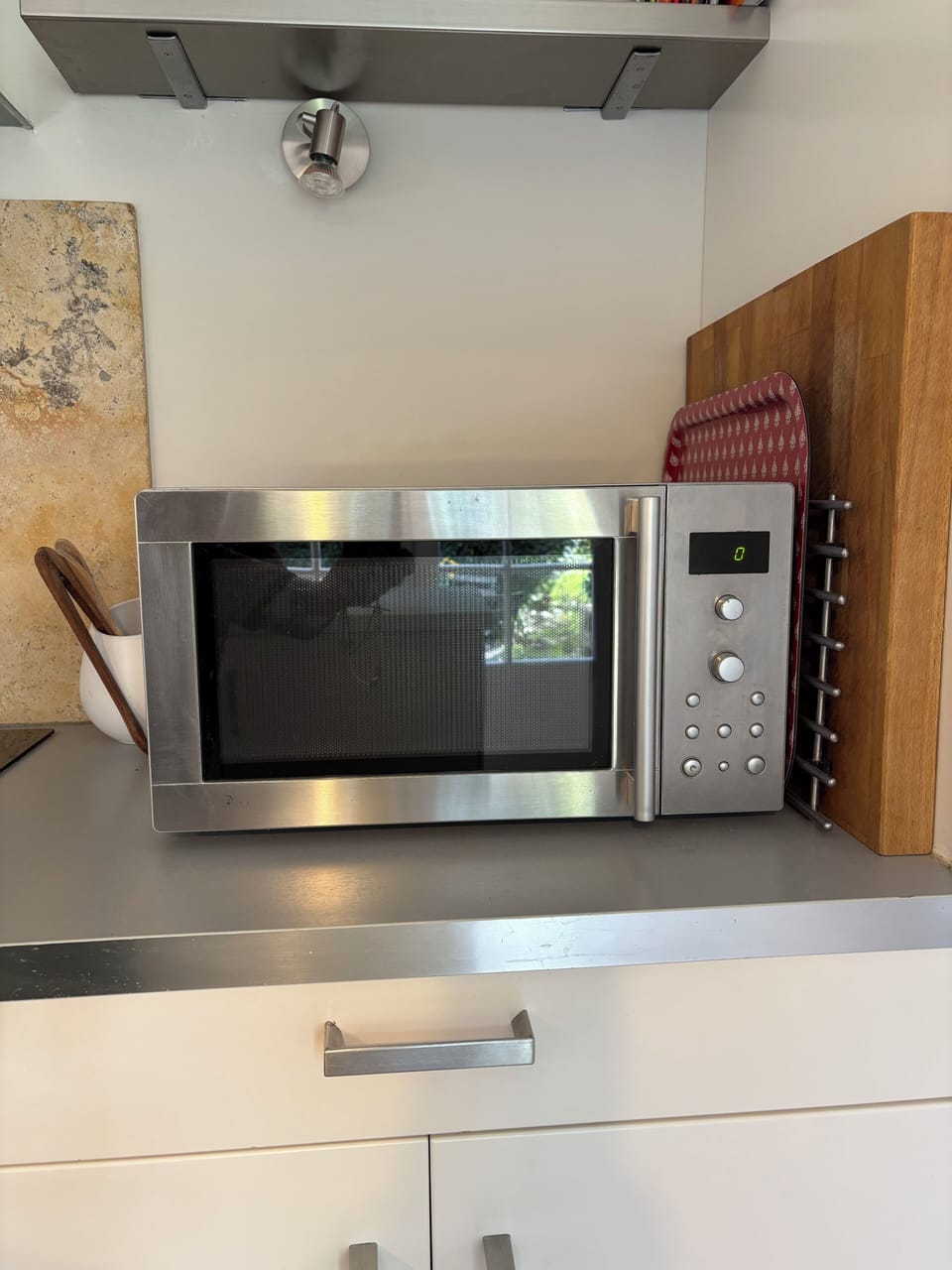 Microwave