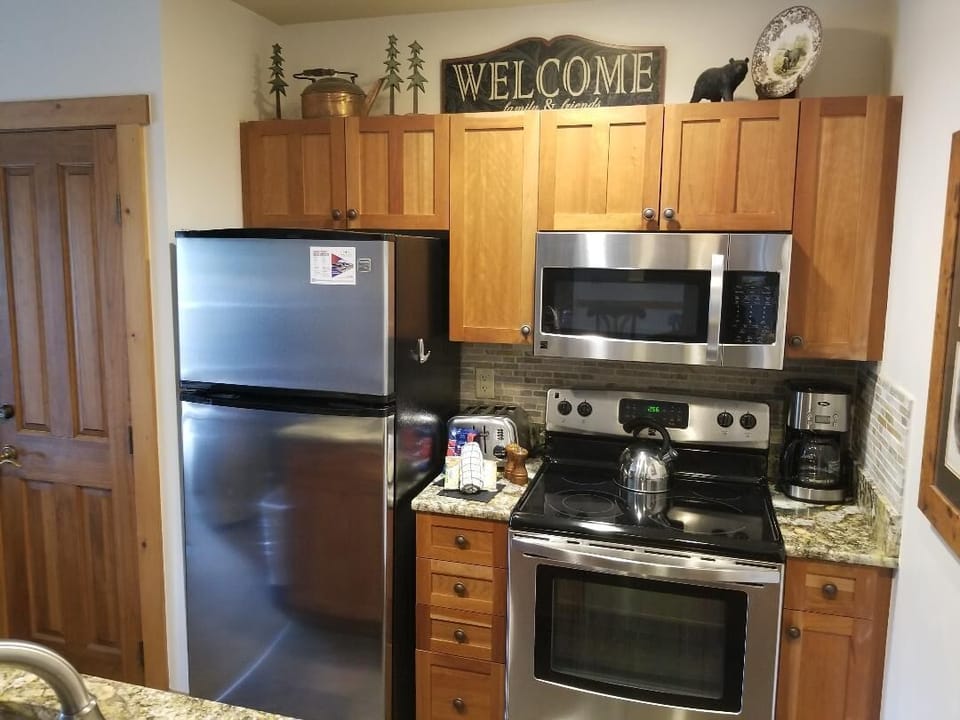 Kitchen Appliances
