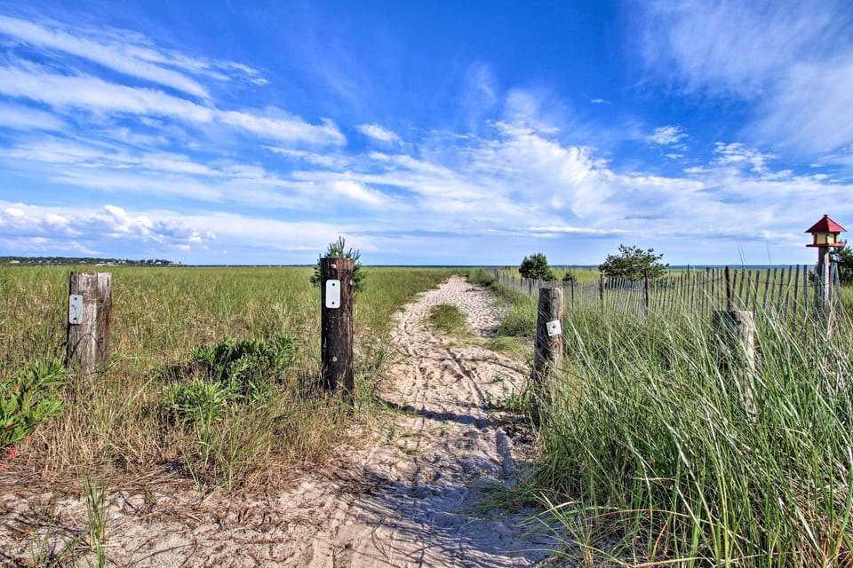 Community Amenities | Hiking Trails Nearby