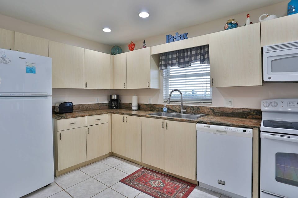 Fully Equipped Kitchen with Granite Counters