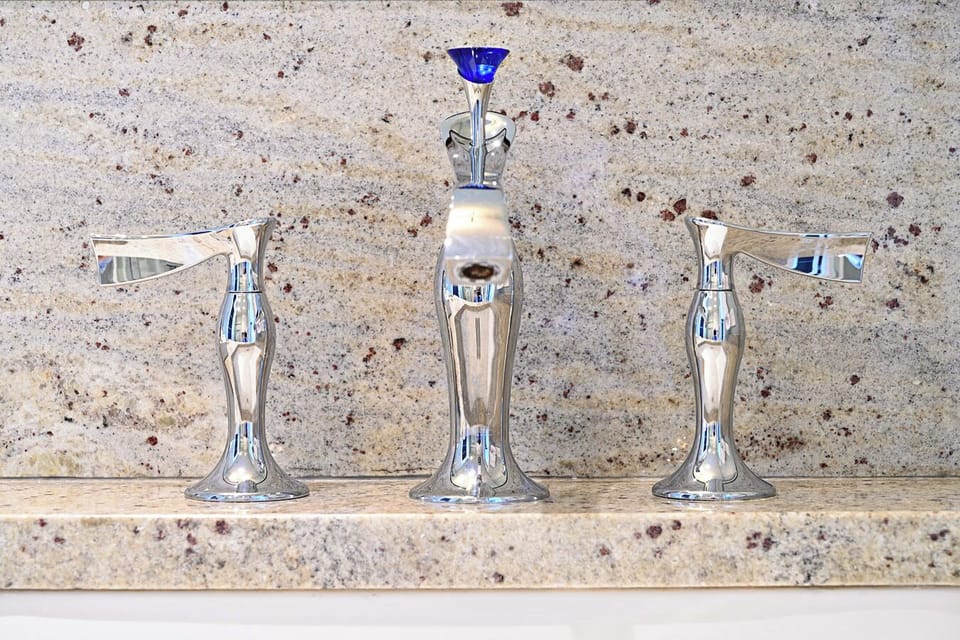 Hardware Detail