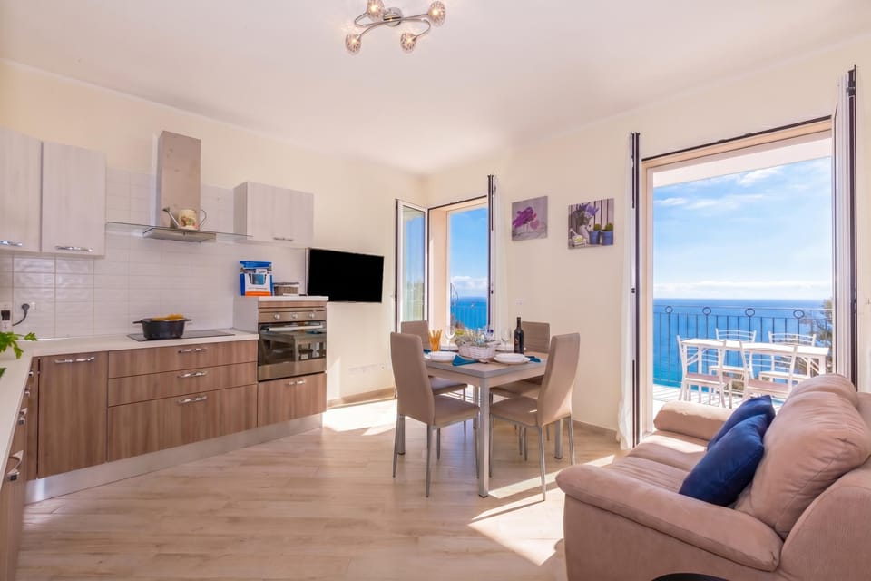 Kitchen and dining area