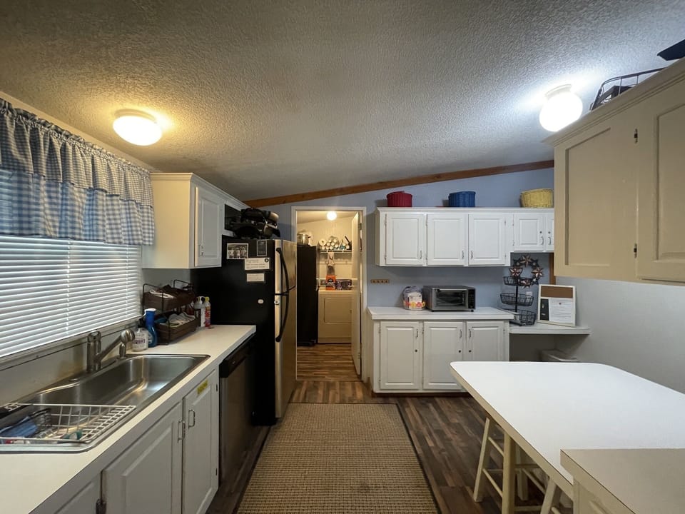 Fully stocked kitchen, dishwasher, Oven, Stove, Microwave, Dishes, Pots Pans Etc