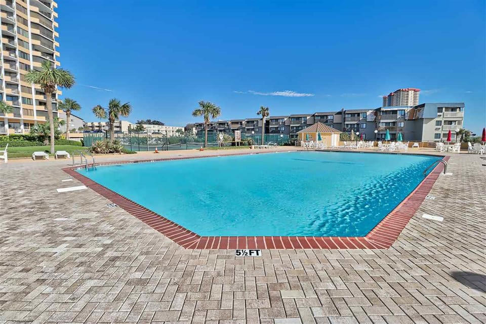Swimming pool for your use while staying at Maisons-sur-Mer