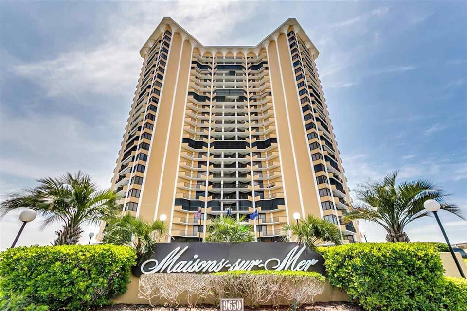 Welcome to Maisons-sur-Mer, Myrtle Beach