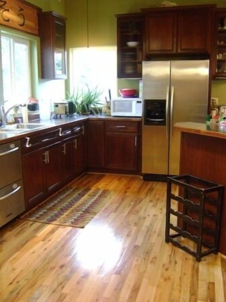 Spacious Gourmet Kitchen