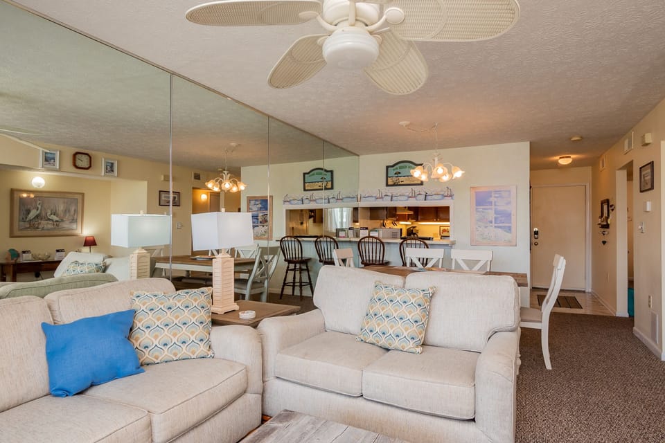 Living Area - Northwest