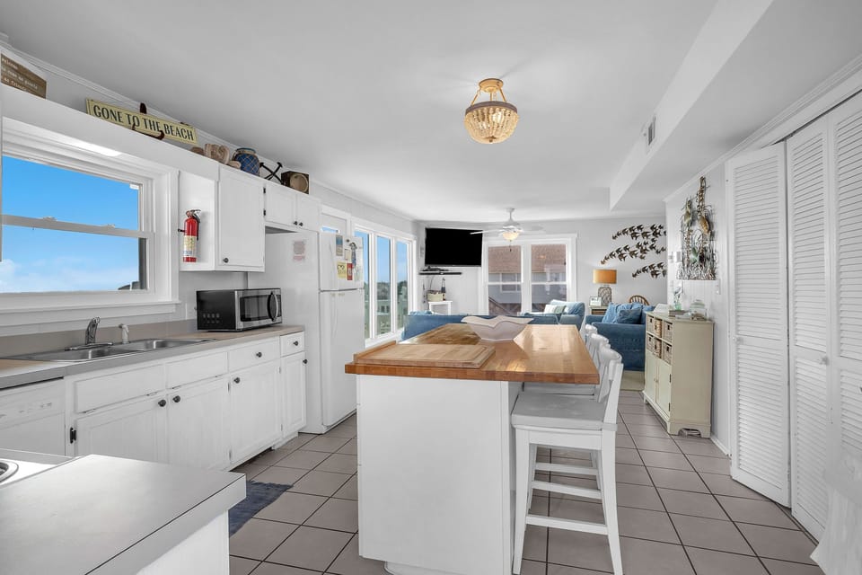 Kitchen - 1st Floor Southeast