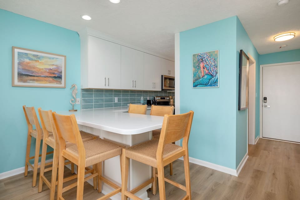 Kitchen / Dining Area - Northwest