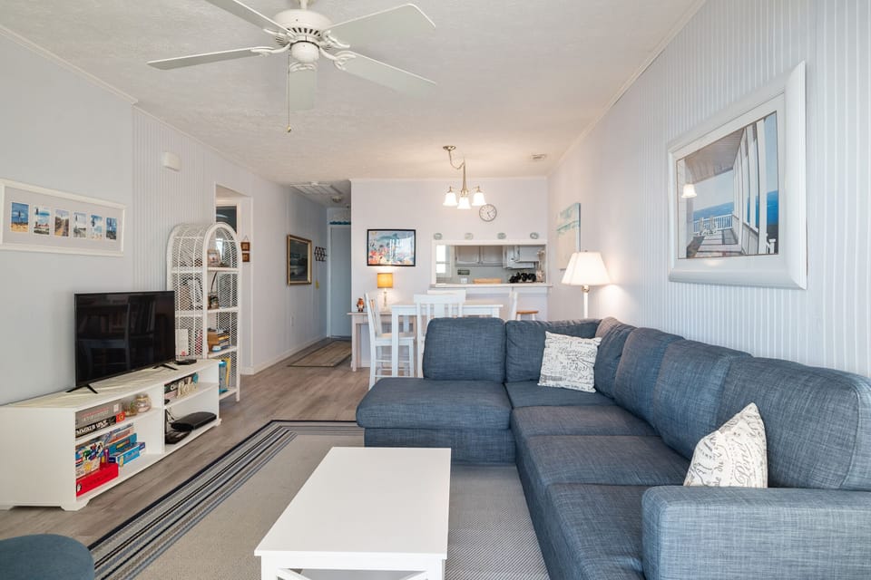 Living Area - Southeast