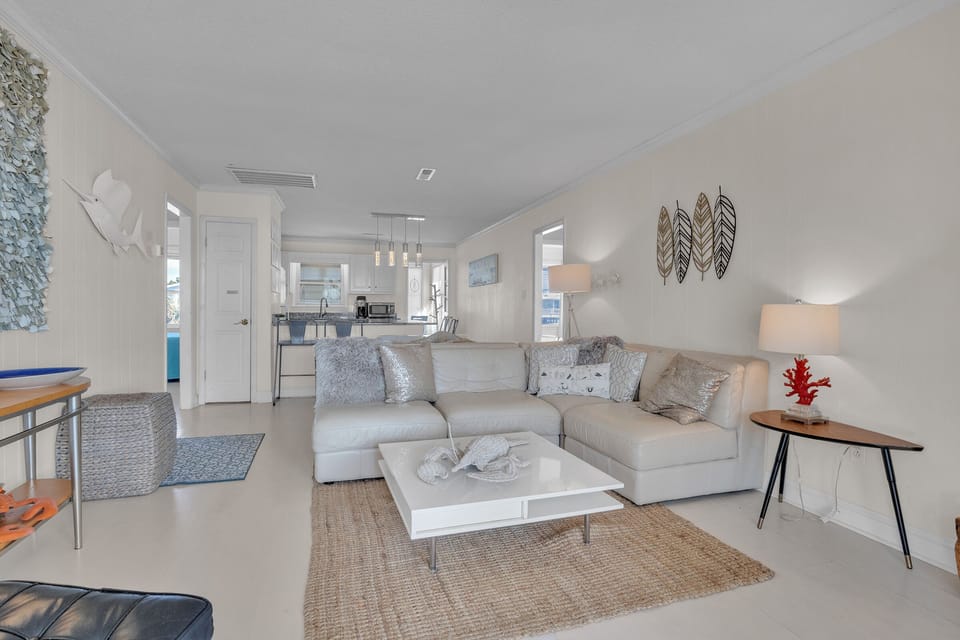 Living Room - South