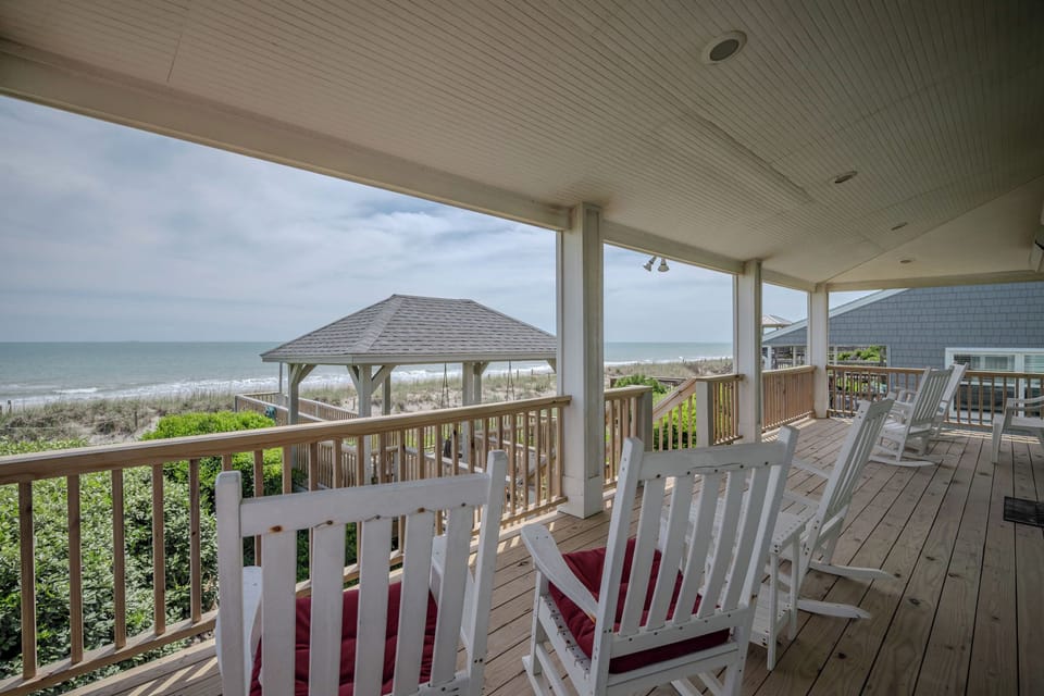 Covered Porch / View
