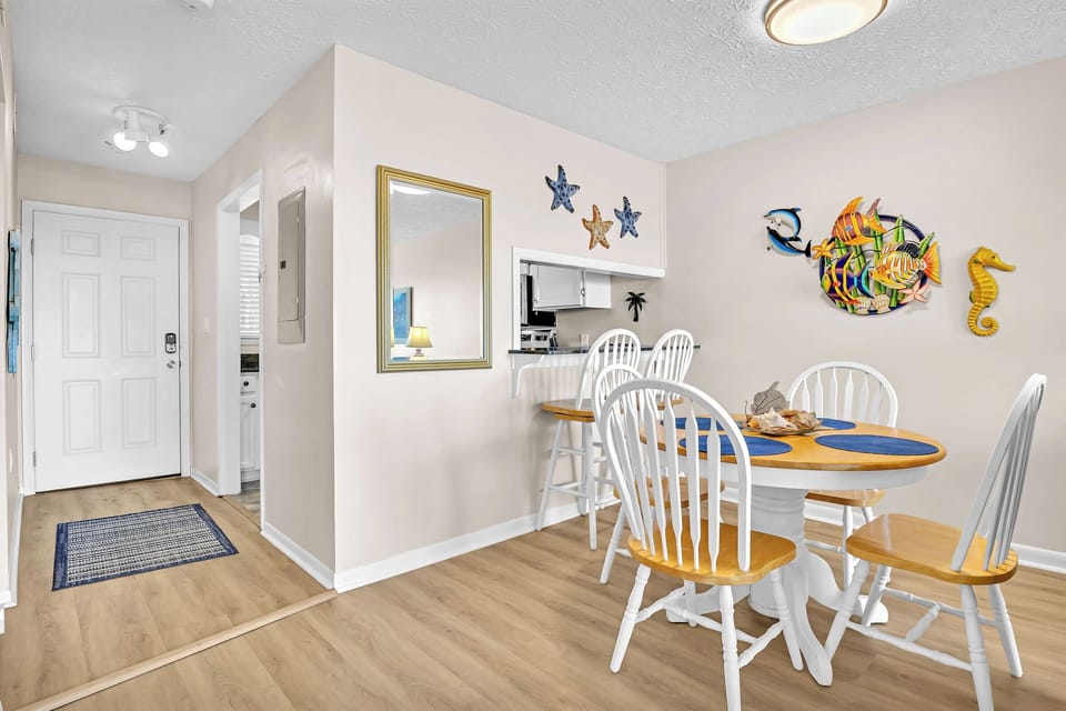 Dining Area - East