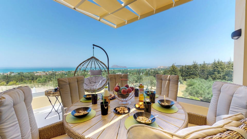 Liberty&Freedom  villa sea view balcony!