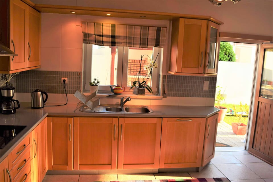 Kitchen door to outside patio