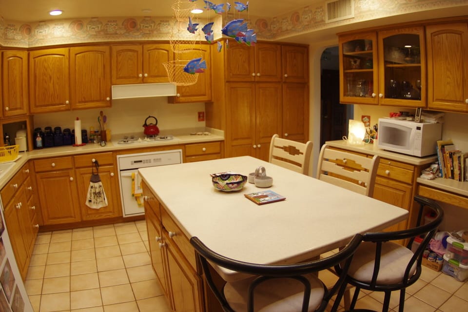 Breakfast island in large kitchen