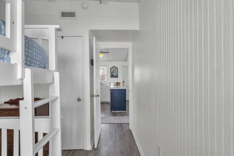 Bedroom #4 - West