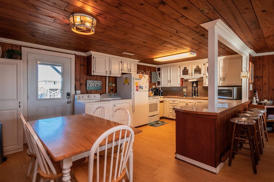 Dining / Kitchen - Northeast