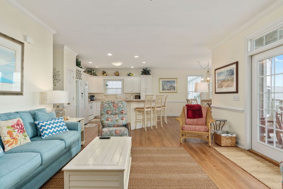 Living Room - 1st Level Southwest