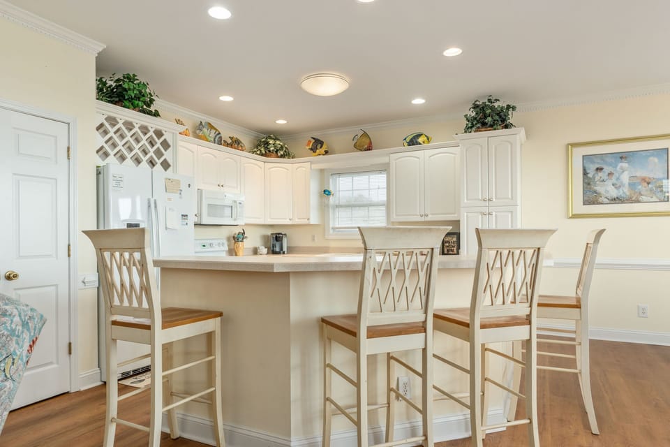 Kitchen - 1st Level East