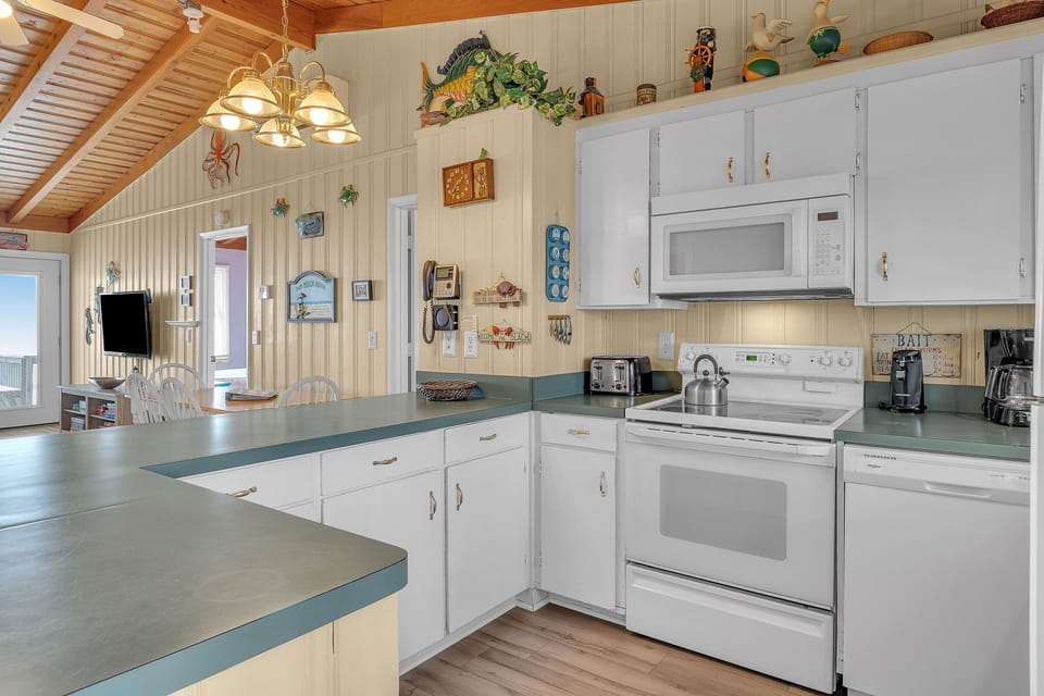 Kitchen - North